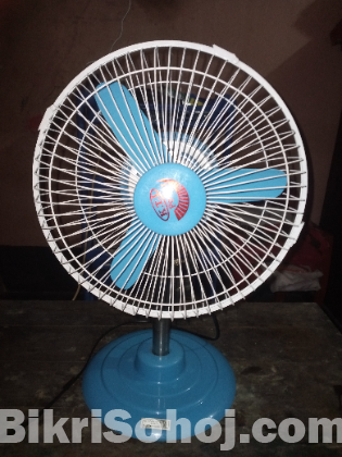 K.T.I power table fan